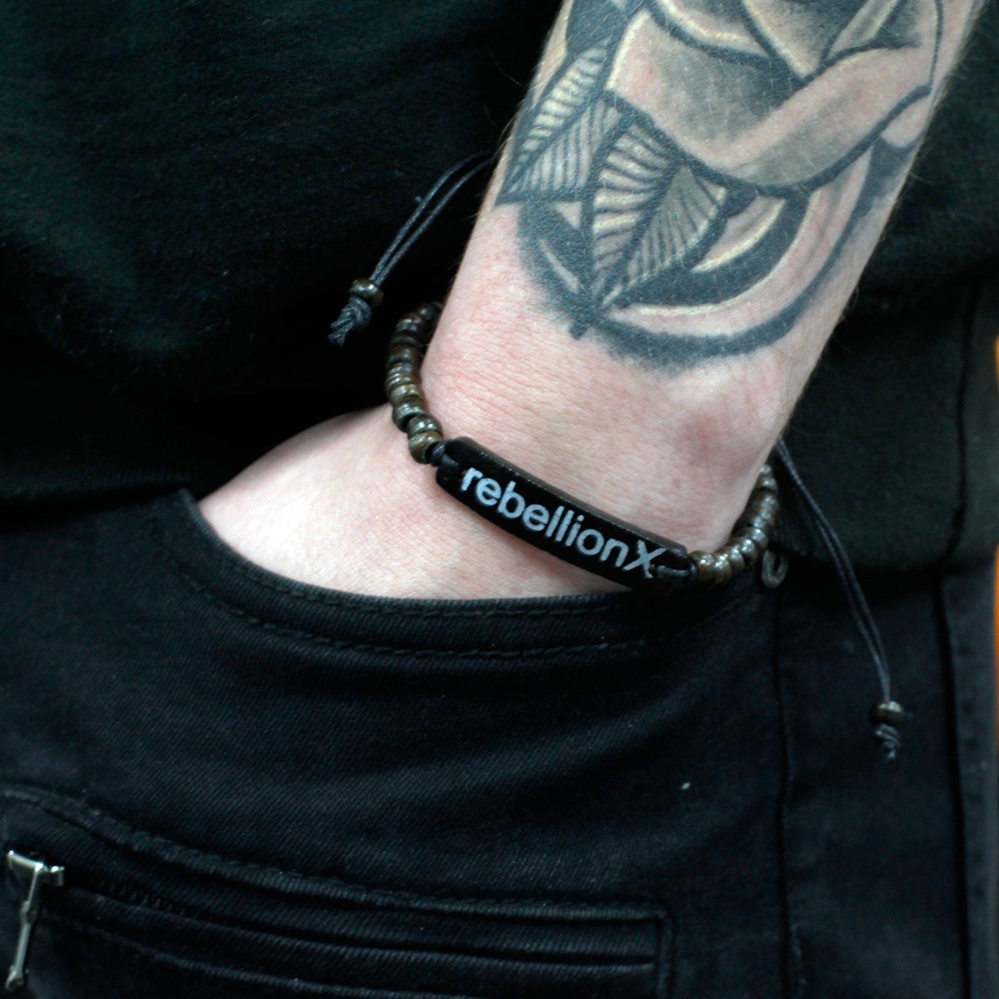 Bracelets de coco Slogan - Rebellion X