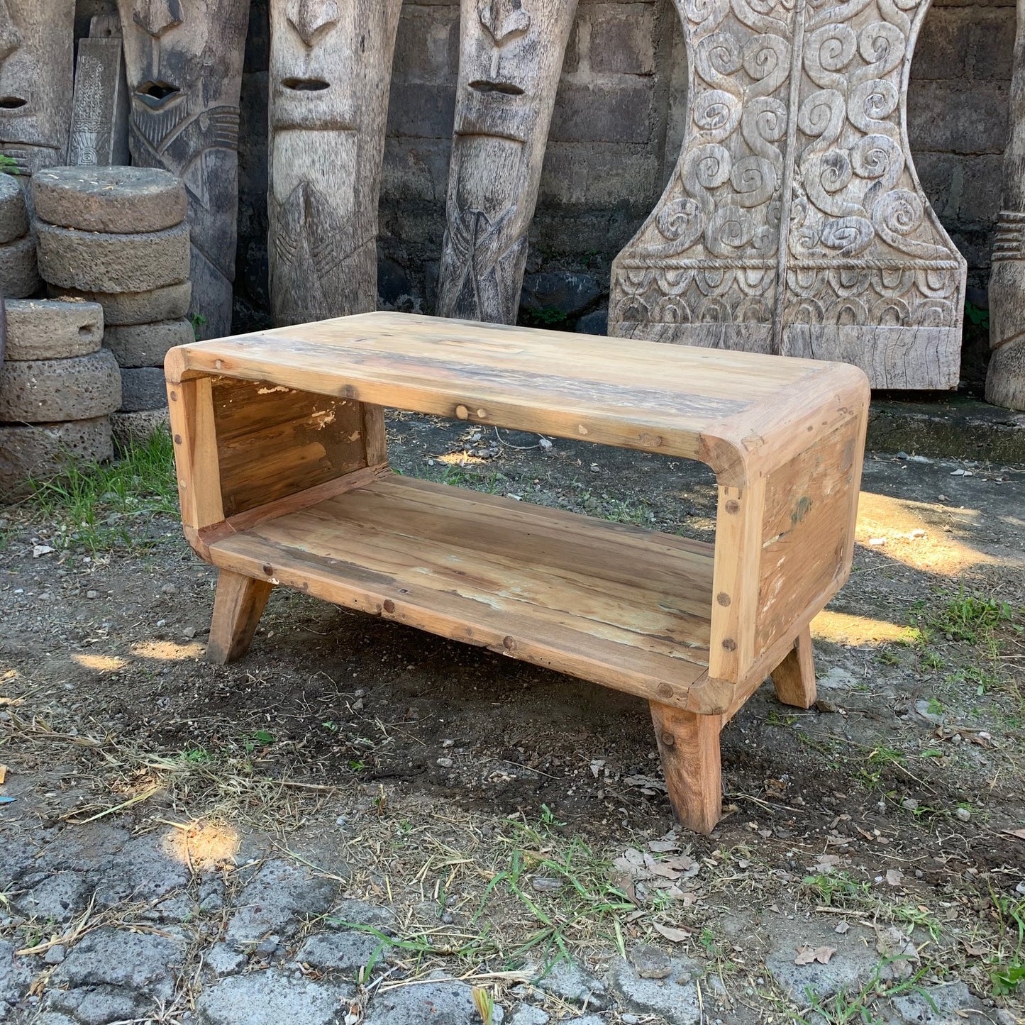 Petite table basse ronde - Bois recyclé