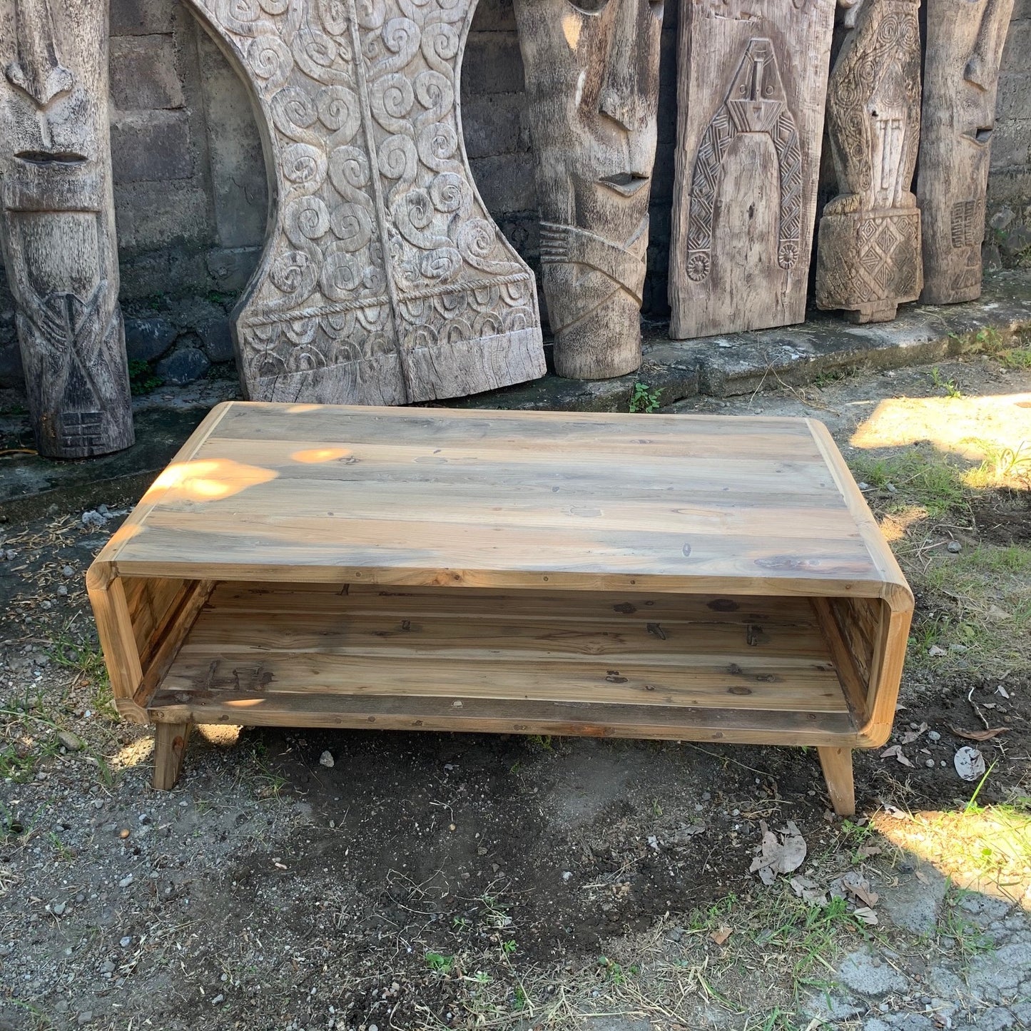 Large coffee table - Recycled wood