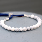 Bracelet de pierres plaqué argent 925, bleu marine - Howlite blanche