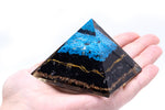 Pyramide d'Orgonite - Turqoise et Tourmaline noire - 70 mm