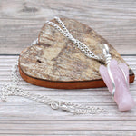 Pendentif d'Ange Gardien en Pierre - Quartz Rose