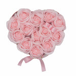 Bouquet de fleurs de savon - 13 roses roses - coeur